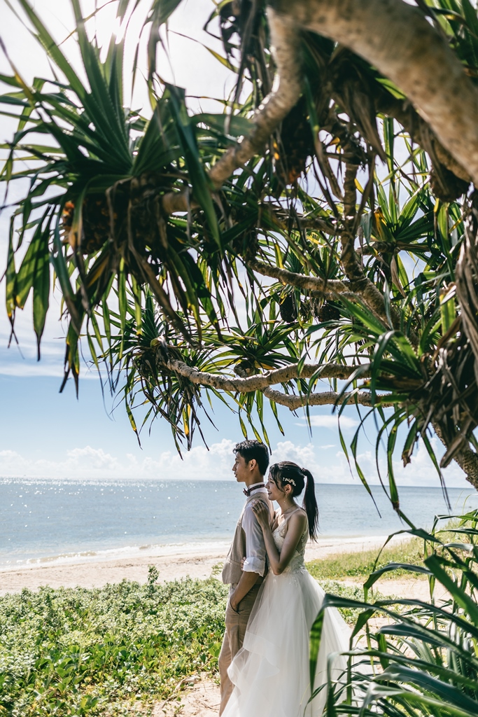 沖縄のお洒落な結婚写真