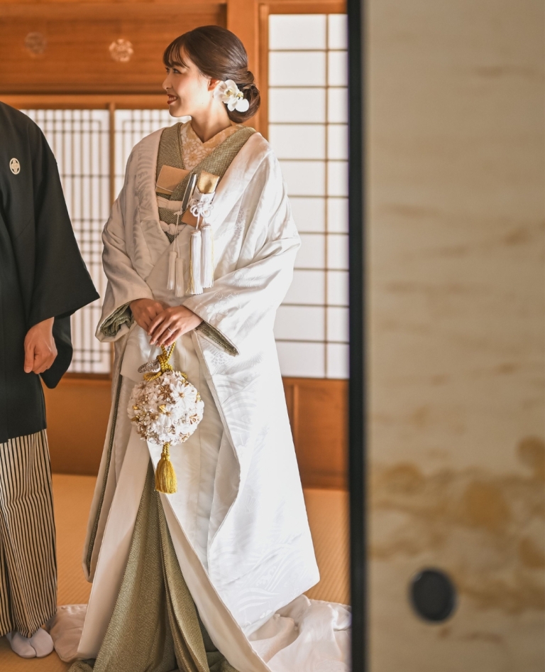 絞グリーンの色掛下