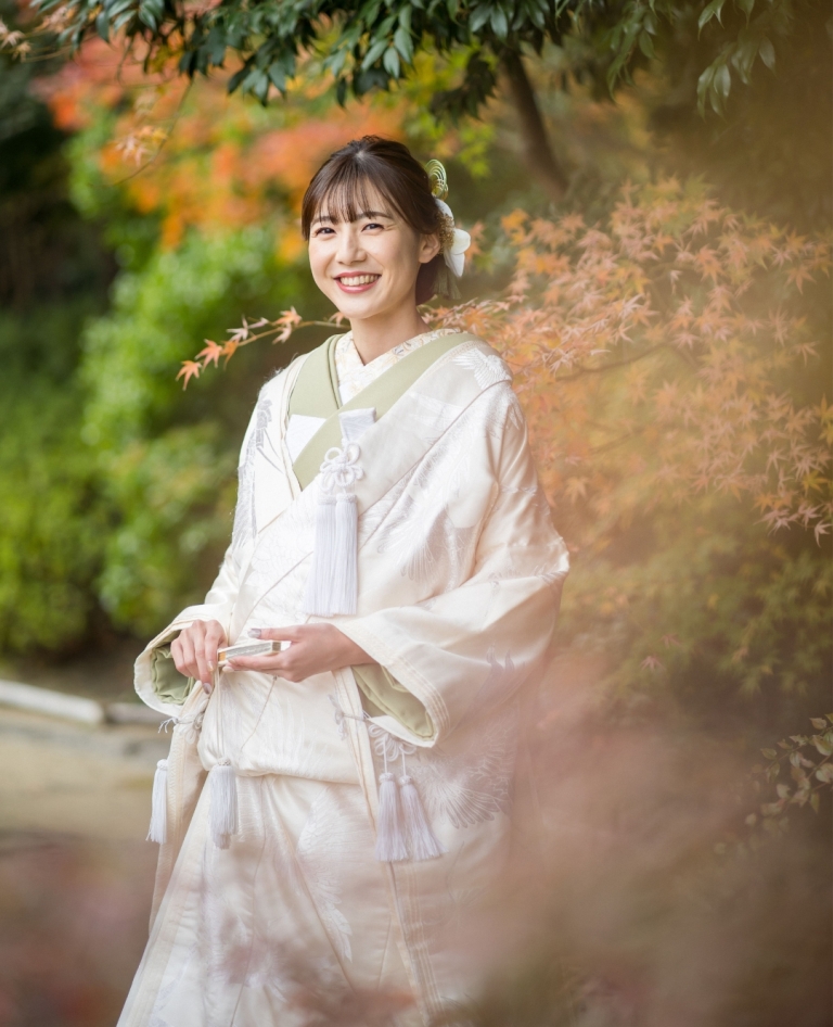 ブラックのカラードレス