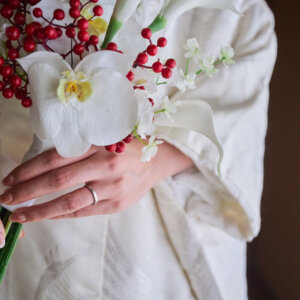 新郎新婦の前撮り撮影より 滝と竹林に包まれて。自然の中で残す、ふたりの和装前撮り