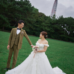 自然体の笑顔が映える、葛西臨海公園ロケーション の結婚写真・前撮りカット
